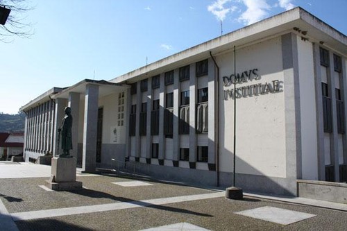 Sobre o Encerramento do Tribunal de Resende