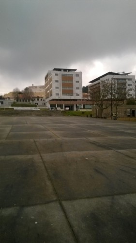 TJ-Feira-Pra&ccedil;aPalacioComVistaNovoEdificio.jpg