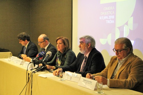 PactoJustica-Troia-Jan2018=OsCinco.jpg PactoJustica-Troia-Jan2018=OsCinco.jpg