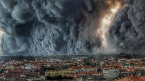 IncendioVieiraLeiriaOUT2017.jpg IncendioVieiraLeiriaOUT2017.jpg