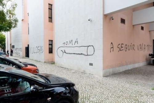 TJ-Setubal-ParedesGrafitadas2.jpg