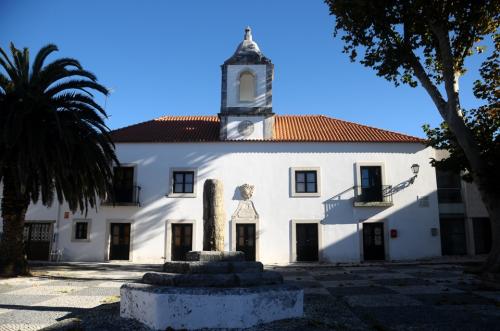 TJ-Nazare-(EdificioOferecidoPelaCamaraParaTJ).jpg TJ-Nazare-(EdificioOferecidoPelaCamaraParaTJ).jpg
