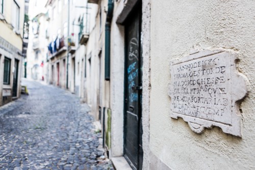 PlacaSinalTransitoLisboa1686Rua.jpg