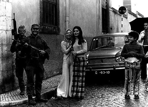 25Abril-NaRua.jpg