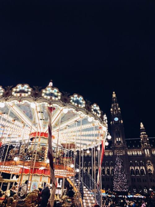 Rathausplatz 07.JPG