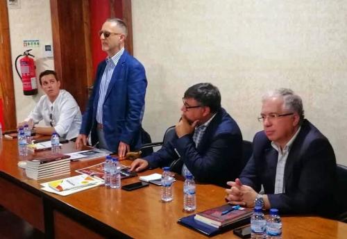 Carlos Luiz - apresenta&ccedil;&atilde;o de livro-01.jpeg