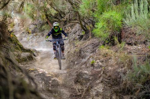 Enduro 2.jpg