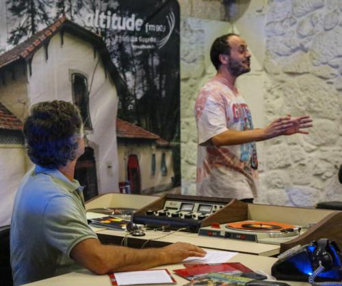 Peça GUARDA A NOSSA RÁDIO_foto Helder Sequeira -