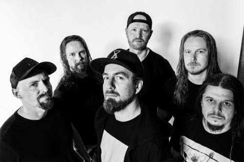 bloodred-hourglass-live-berlin-1200x801.jpg