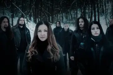 THY CATAFALQUE regressam com novo single "Búcsú a piros madártól"