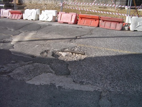 estrada destruida.jpg