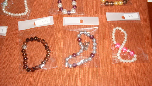 pulseiras pérolas.JPG pulseiras pérolas.JPG
