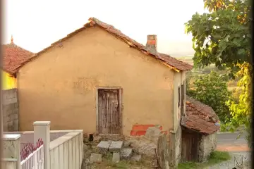 A Poesia do Quotidiano: "Um recanto da aldeia" em Águas Frias
