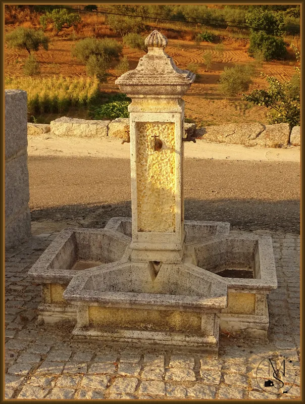 O Ponto de Encontro da Água e da Pedra:  O Fontanário de Vale das Fontes (Vinhais – Portugal)