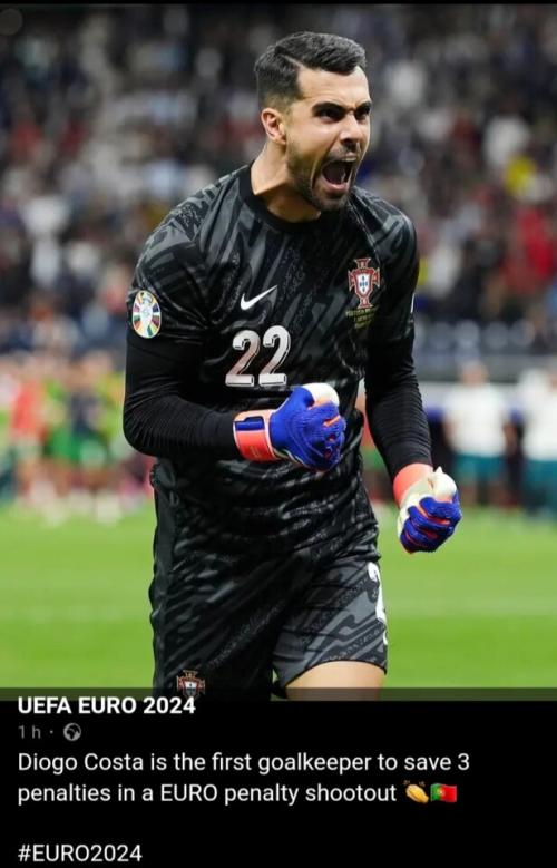 À ausência de um avançado goleador...