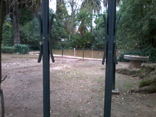 Serpa: Este jardim p&uacute;blico n&atilde;o &eacute;...