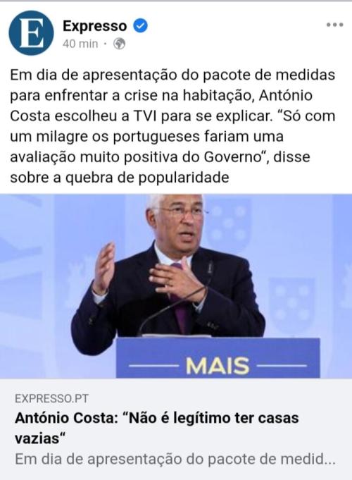 É Carnaval... apresentou o carro alegórico sobre a habitação inspirado no Vasco Gonçalves