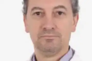 «(...) um povo que deixa de cuidar da sua Língua começa (...), a deixar que outros pensem por ele».  Excelente reflexão de Victor Varela Martins “Em Defesa da Língua Portuguesa»