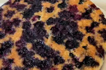 Bolo de Mirtilo e Limão Invertido: Mais Fofo e Leve que o da Starbucks!