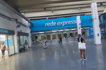 Comboio gratuito, mas exclusivo