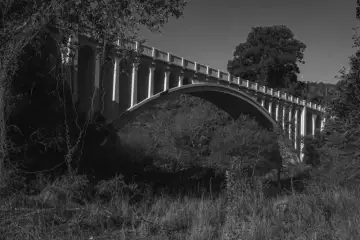 Arco sobre o silêncio
