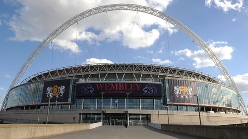Em Wembley