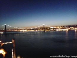 Noite em Almada