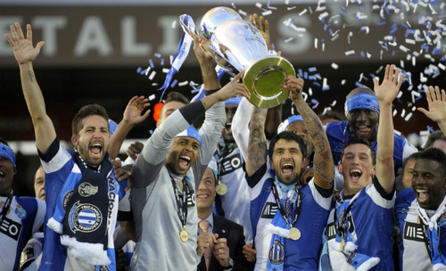 Tri-Campeão