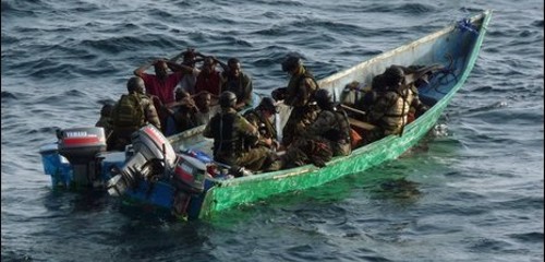Piratas Somalis
