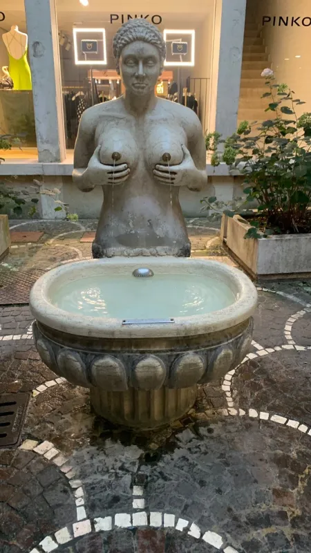 Fontana delle Tette, Treviso, Italy