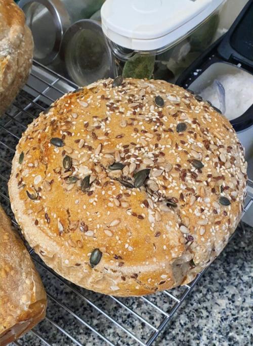 Pão de sementes, sem amassar