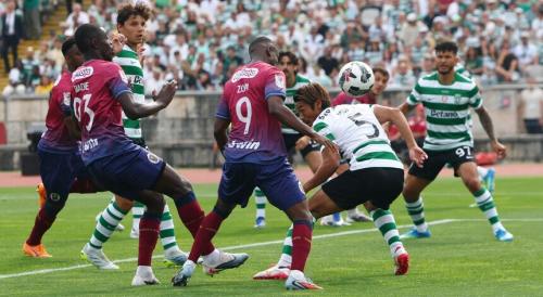 O futebol recompensa quem se entrega à luta