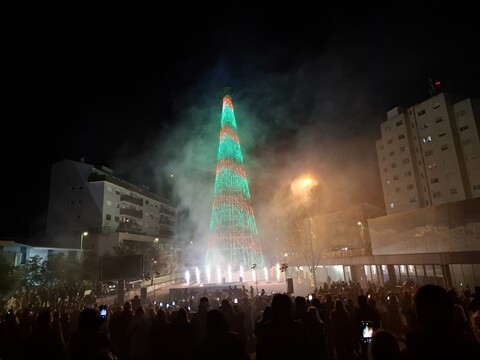 28b_Inaugura&ccedil;&atilde;o_Ilumina&ccedil;&otilde;es_de_Natal_OAz (20).