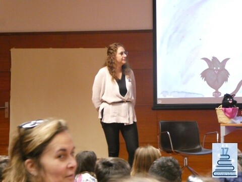 13a_Apresenta&ccedil;&atilde;o_do_Livro_Cl&aacute;udia_Pinto (2).JPG