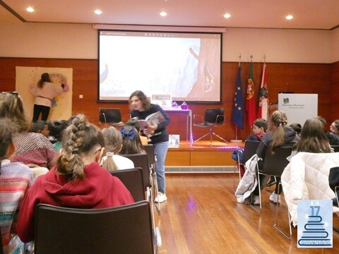 13a_Apresenta&ccedil;&atilde;o_do_Livro_Cl&aacute;udia_Pinto (20).JP