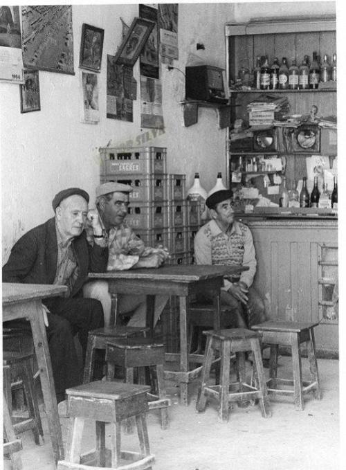 TASCA-FARENSE-ANOS-50....jpg TASCA-FARENSE-ANOS-50....jpg