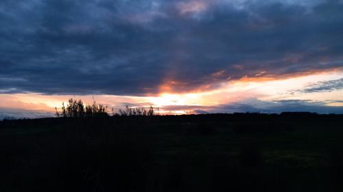 Não é só o sol que se vai embora,