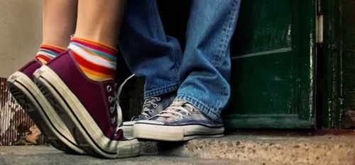 Primeiro-beijo-pés.jpg