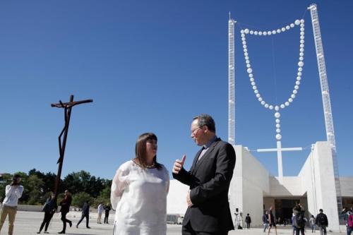 Terço-de-Joana-Vasconcelos-em-Fátima_6.jpg Terço-de-Joana-Vasconcelos-em-Fátima_6.jpg