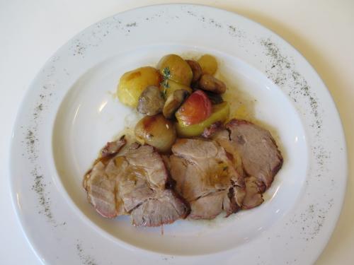 Cachaço de Porco Preto com Sabores de Outono Cachaço de Porco Preto com Sabores de Outono