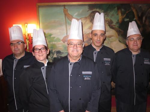 A Equipa de Cozinha do restaurante GOURMET do Hotel Cascais Miragem A Equipa de Cozinha do restaurante GOURMET do Hotel Cascais Miragem