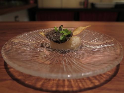 HOUSEMADE FINGERLING POTATO CHIP perigord truffle HOUSEMADE FINGERLING POTATO CHIP perigord truffle