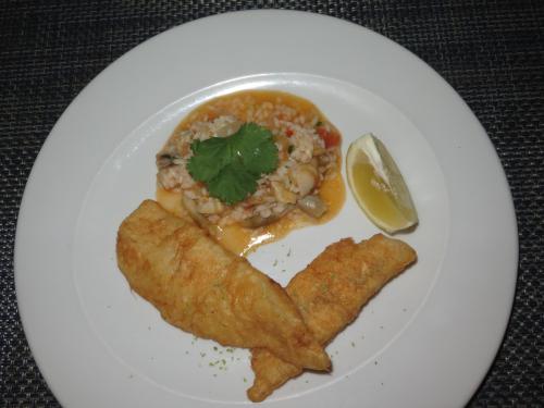 Filetes de Peixe-Galo com Arroz Carolino de LINGUEIR&Atilde;O