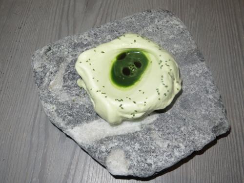 Ice cream seasoned with spruce Ice cream seasoned with spruce