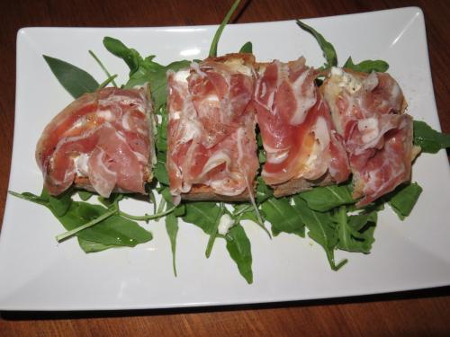 Bruschetta stracchino e pancetta