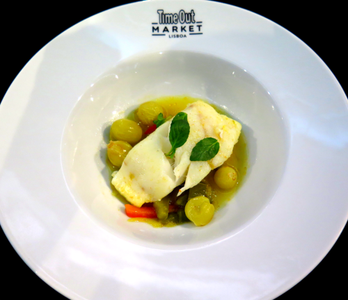 Caldeirada de skrei com a&ccedil;afroa