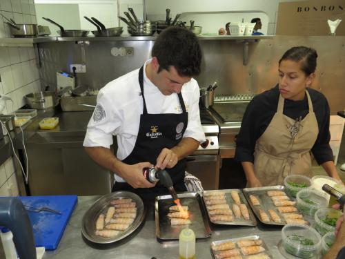 João Oliveira braseando os lagostins João Oliveira braseando os lagostins