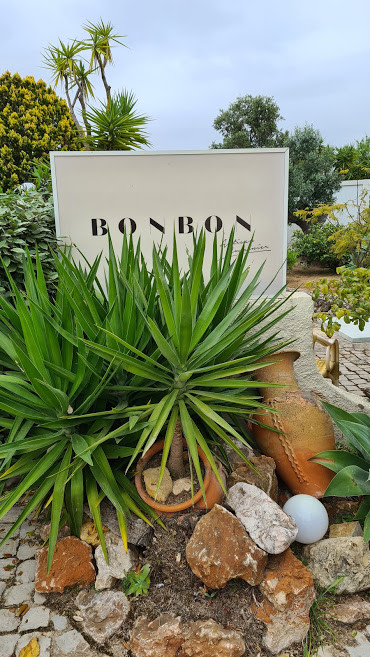 BON BON