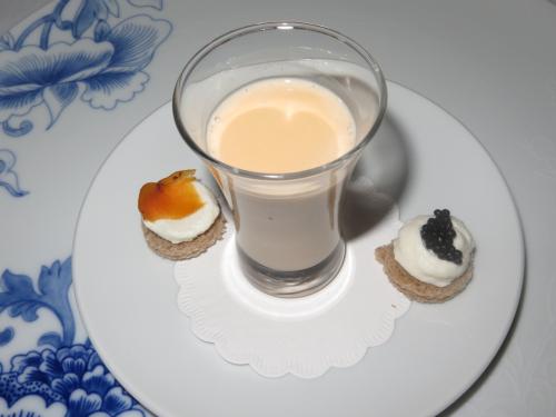 AMUSE-BOUCHE