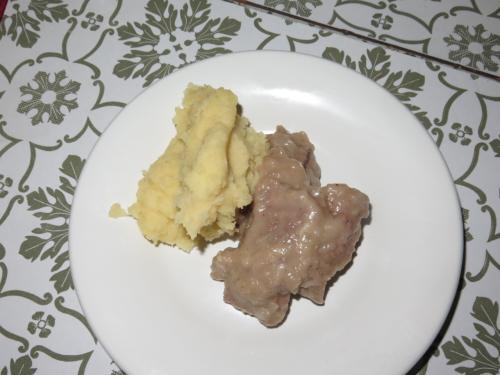 Scaloppine al formaggio con pur&egrave; di patate